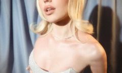 Индивидуалка Анюта Тел. +7 904 370-83-71